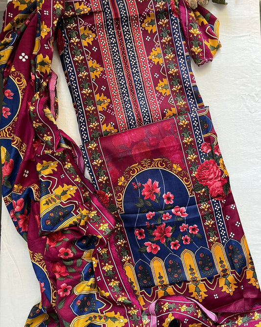 Pashmina Spun Digital Print Suit with Lace-Detail Stole & Plain Bottom