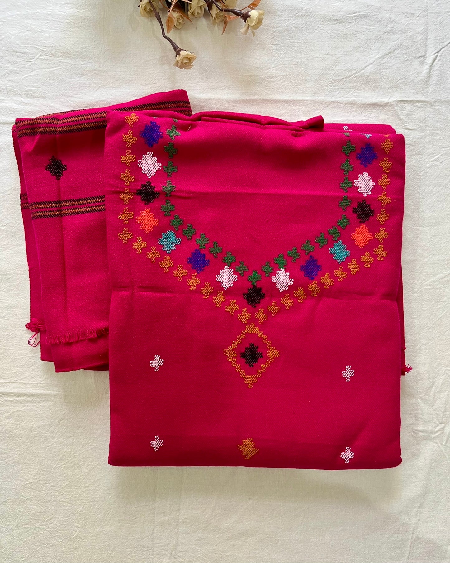 Heritage Kullvi Woolen Suit with Printed Stole in Magenta