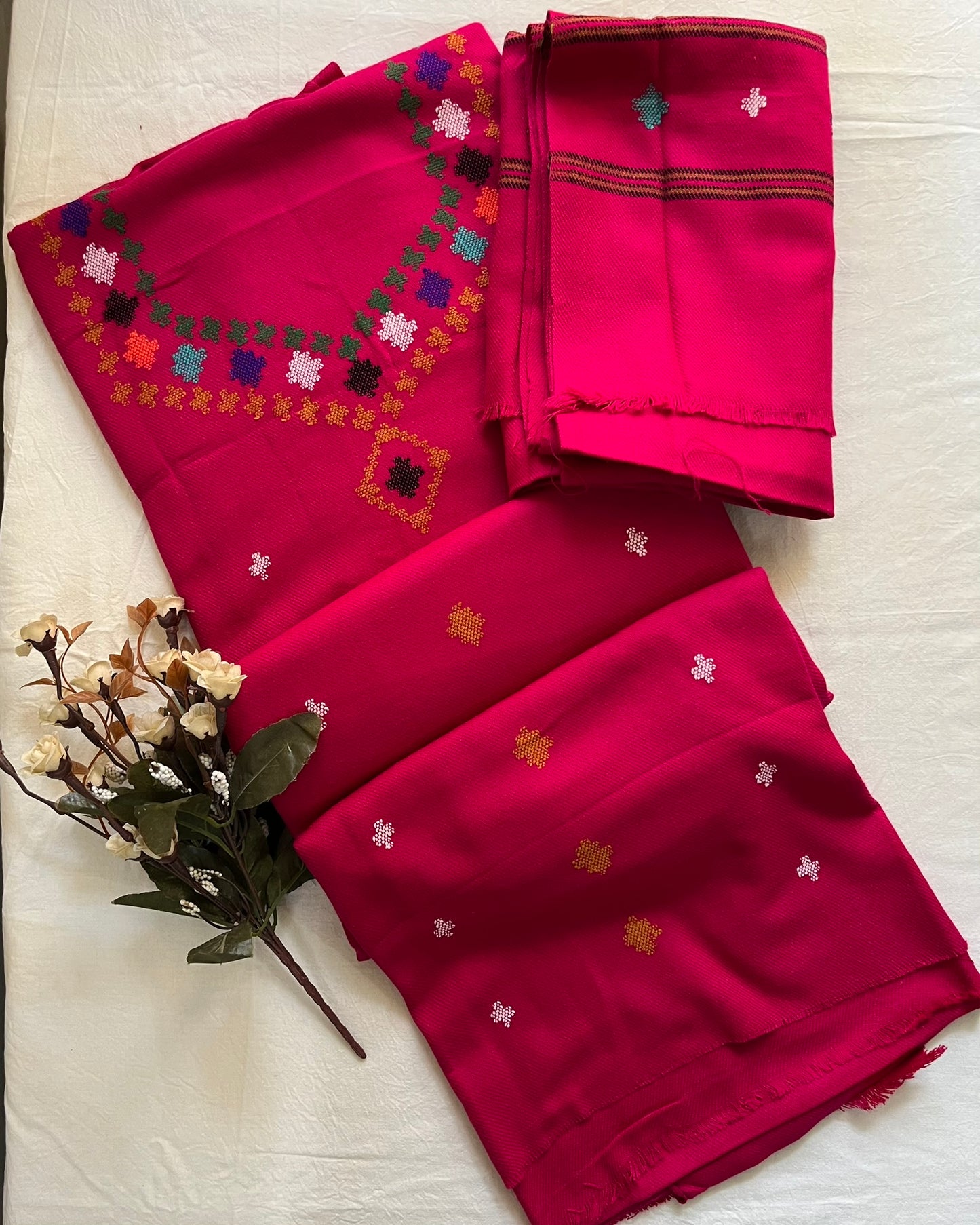 Heritage Kullvi Woolen Suit with Printed Stole in Magenta