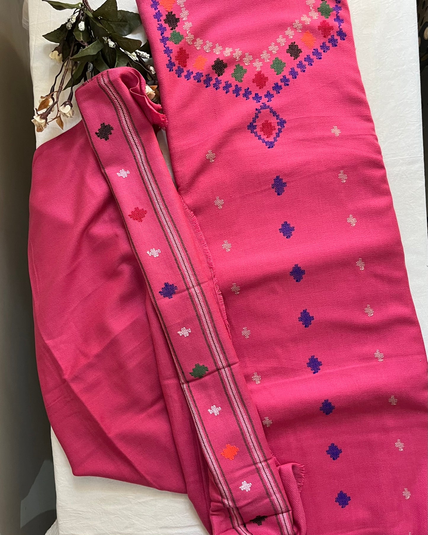 Heritage Kullvi Woolen Suit with Printed Stole in Baby Pink