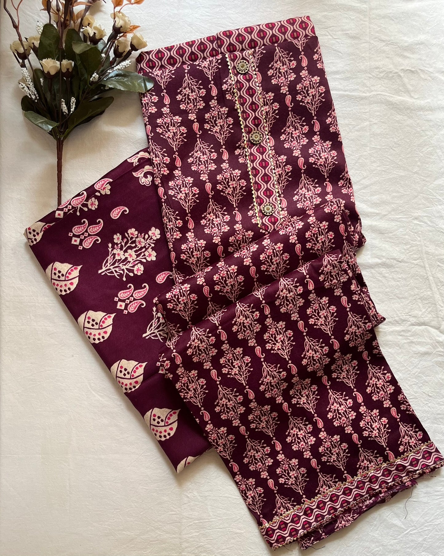 Purple Light Wool Blend Suit with Neck Patti & Stole