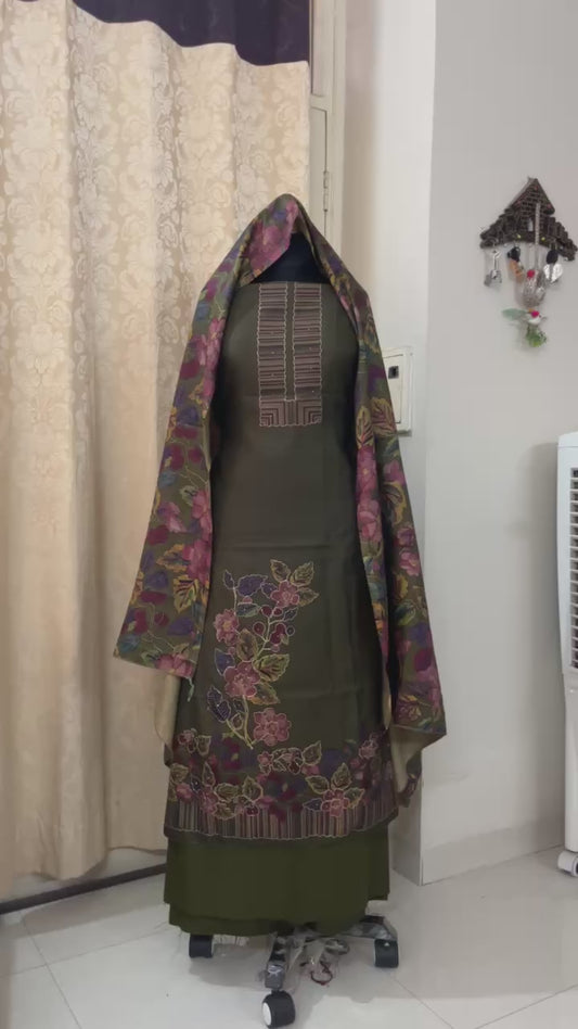 Gulnari Woolen Aari & Swarovski Work Suit with Printed Stole - Green