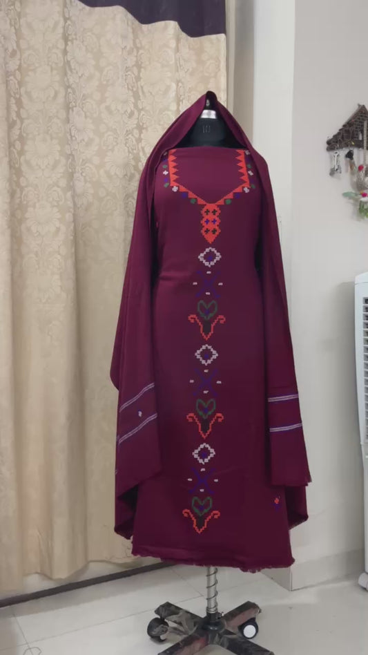 Heritage Kullvi Woolen Suit with Printed Stole in Dark Maroon