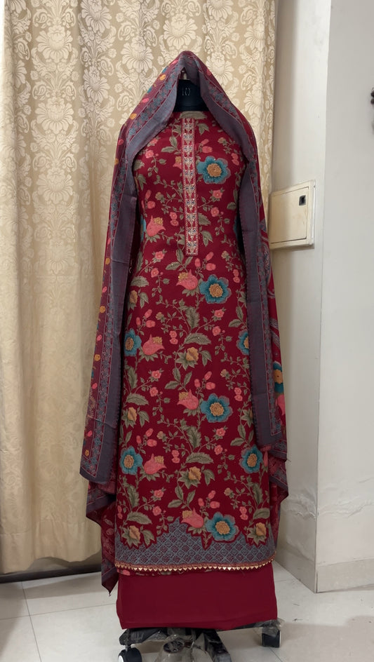 Sindoori Red Pure Spun Woolen Suit with Matching Stole