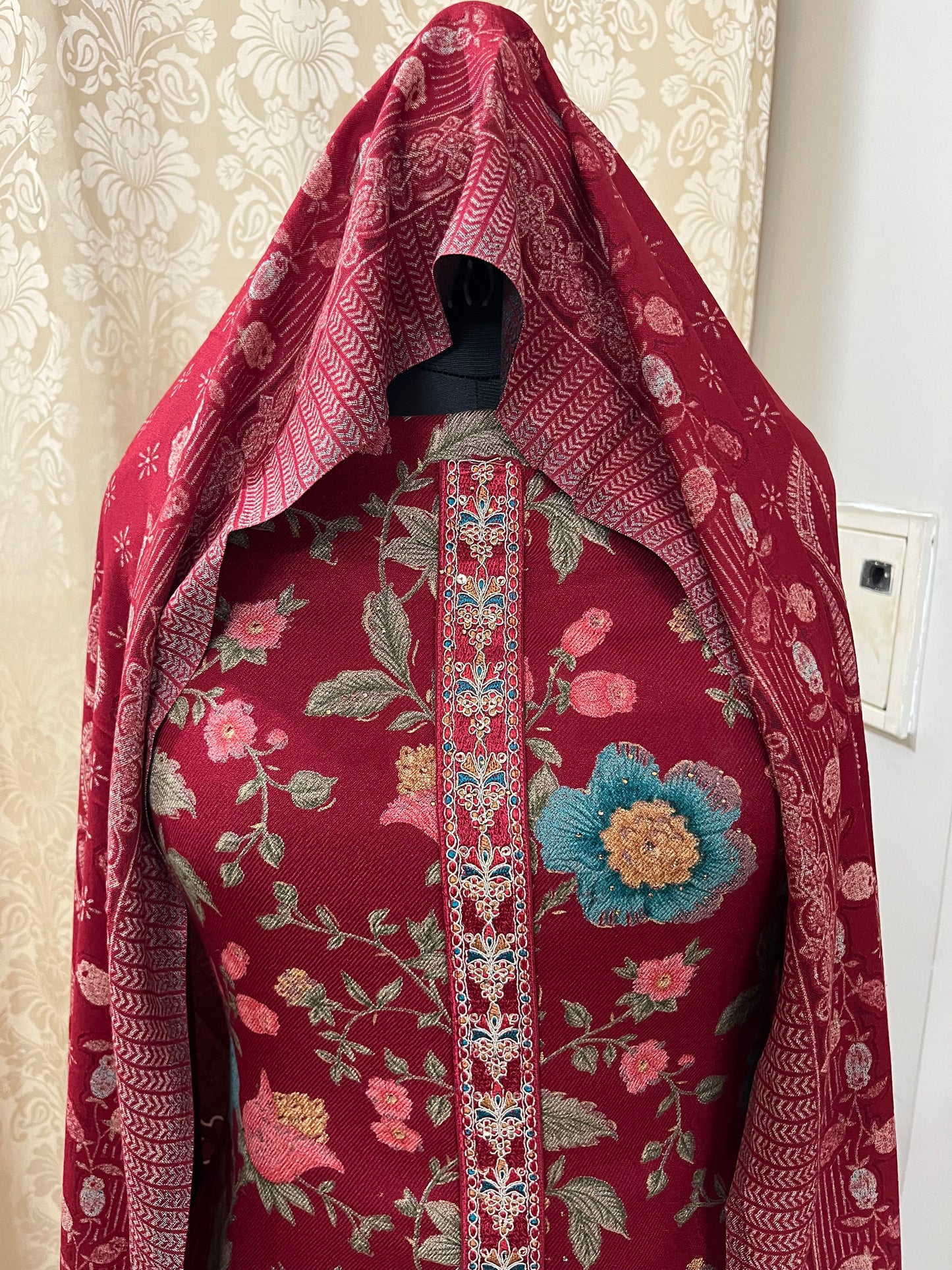 Sindoori Red Pure Spun Woolen Suit with Matching Stole