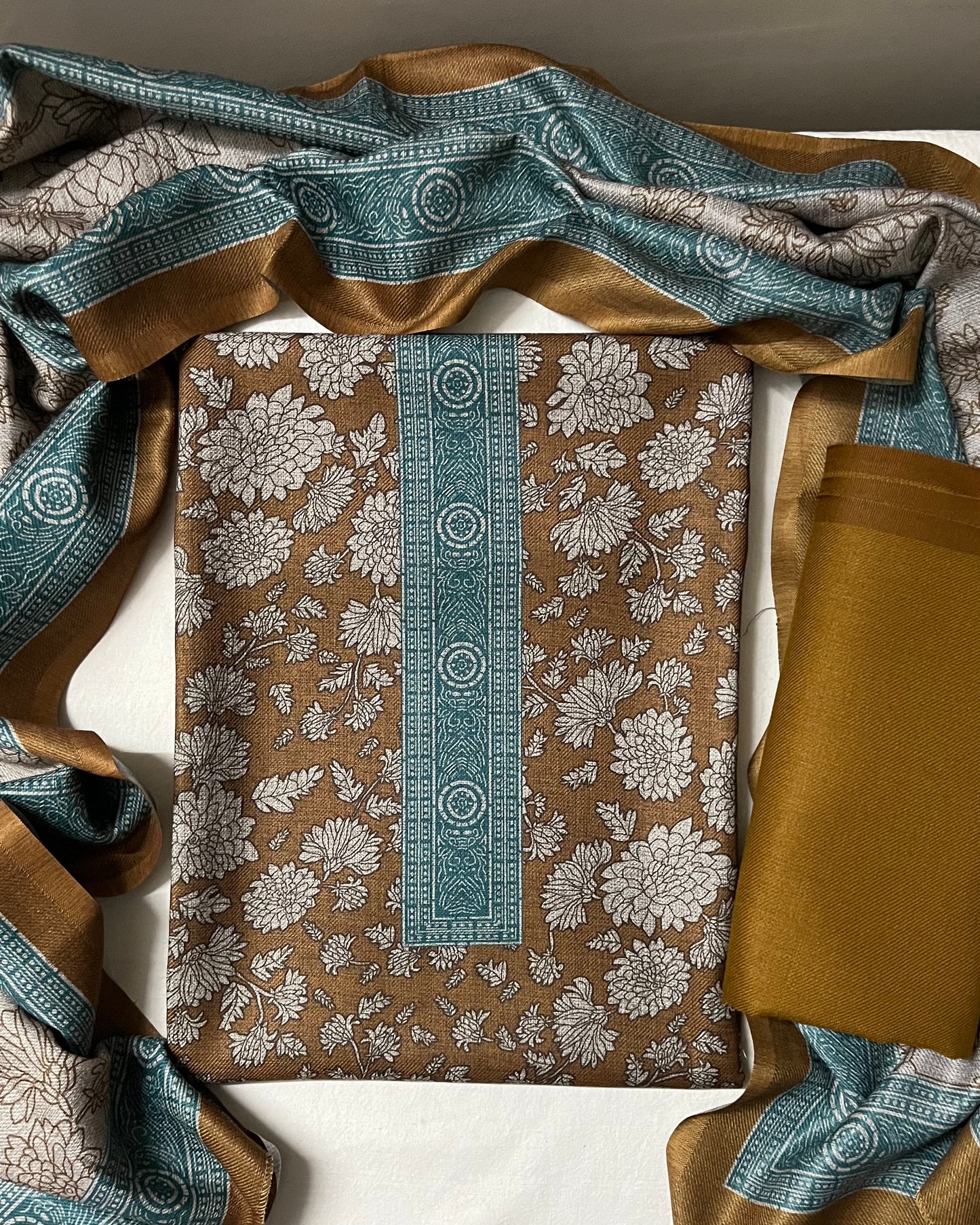 Mocha Woolen Suit with Floral Print & Contrasting Stole