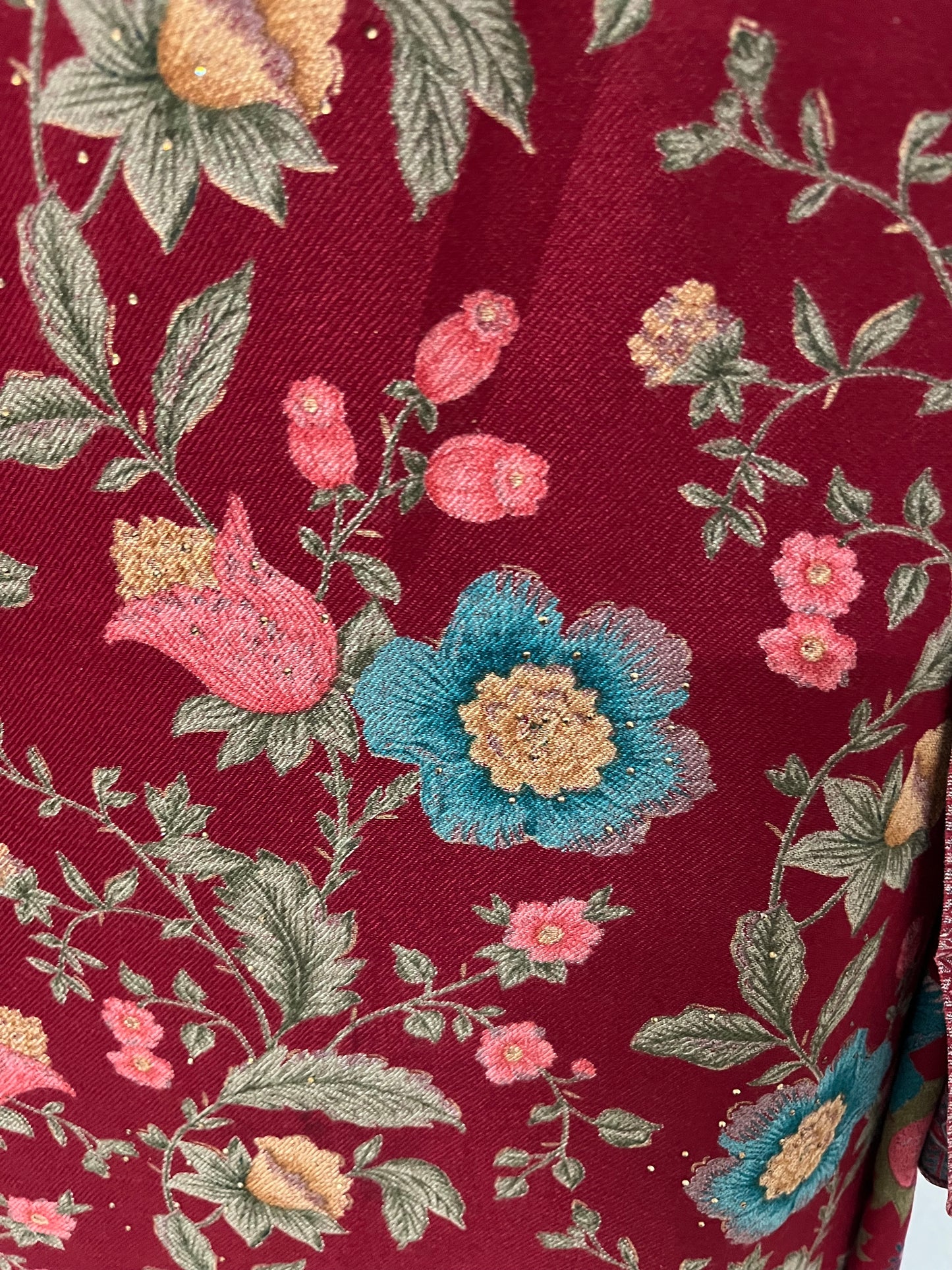 Sindoori Red Pure Spun Woolen Suit with Matching Stole