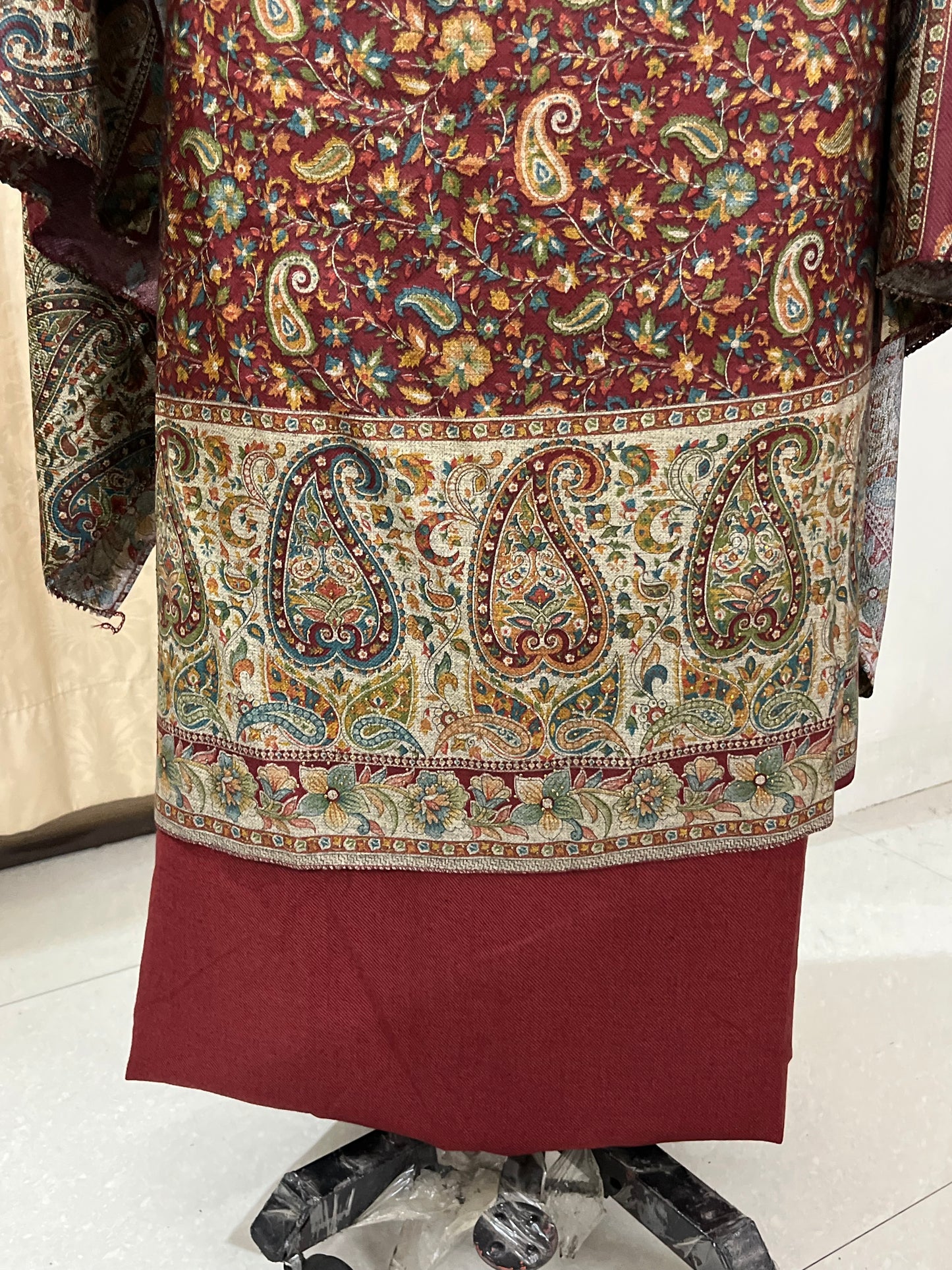 Tehzeeb Soft Pashmina Woolen Suit with Kani Print & Matching Stole - Maroon