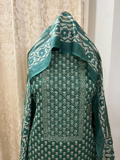 Paalki Pure Cotton Suit Set with Knot & Mirror Work Neck Patch - Bottle Green