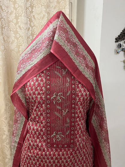 Roop Pure Cotton Suit Set with Embroidered Neck Patch - Brick Red