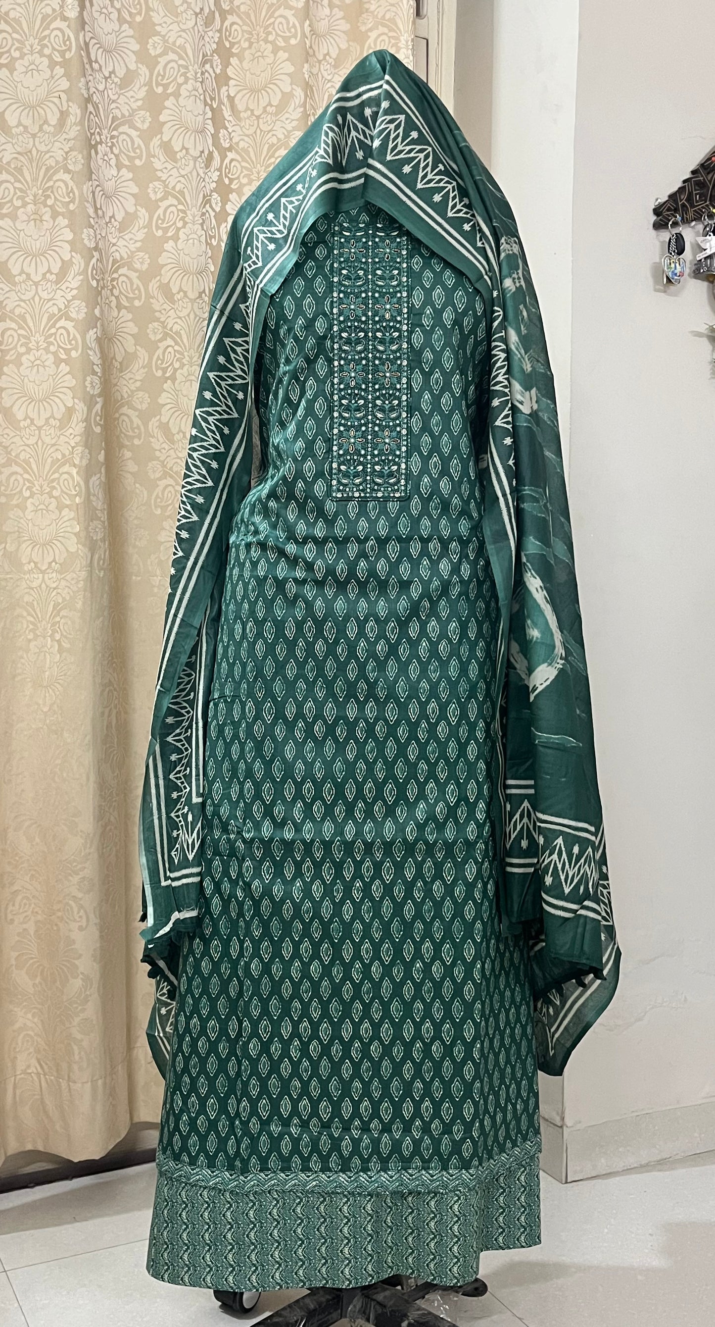 Zevar Pure 100% Cotton Suit Set with Hand Embroidered Neck Patch -Bottle Green