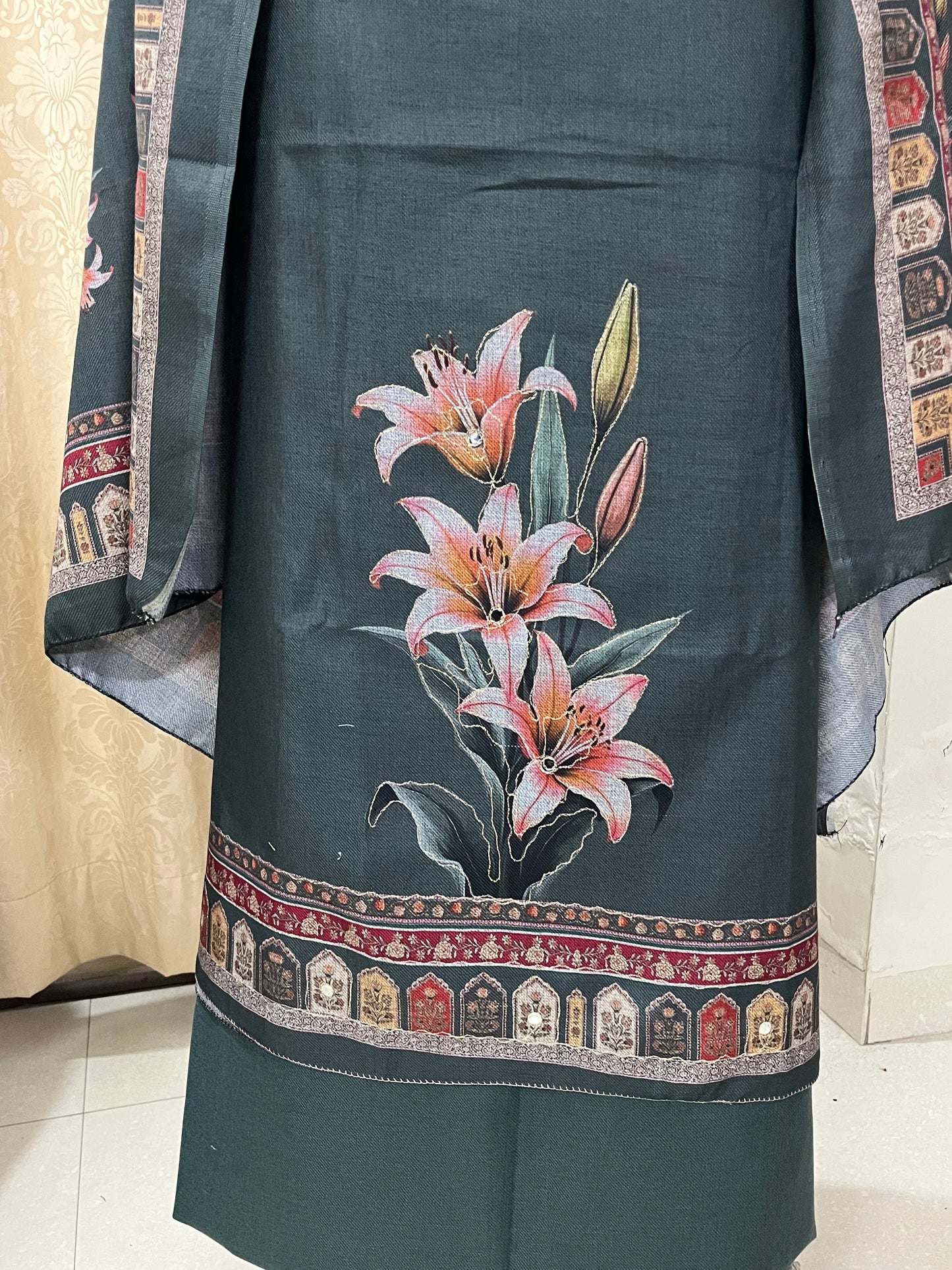 Zaara Aari-Work Toosh Pashmina Woolen Suit - Smoky Green