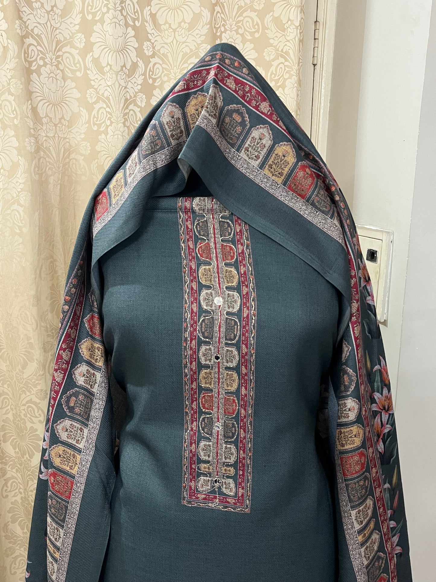 Zaara Aari-Work Toosh Pashmina Woolen Suit - Smoky Green