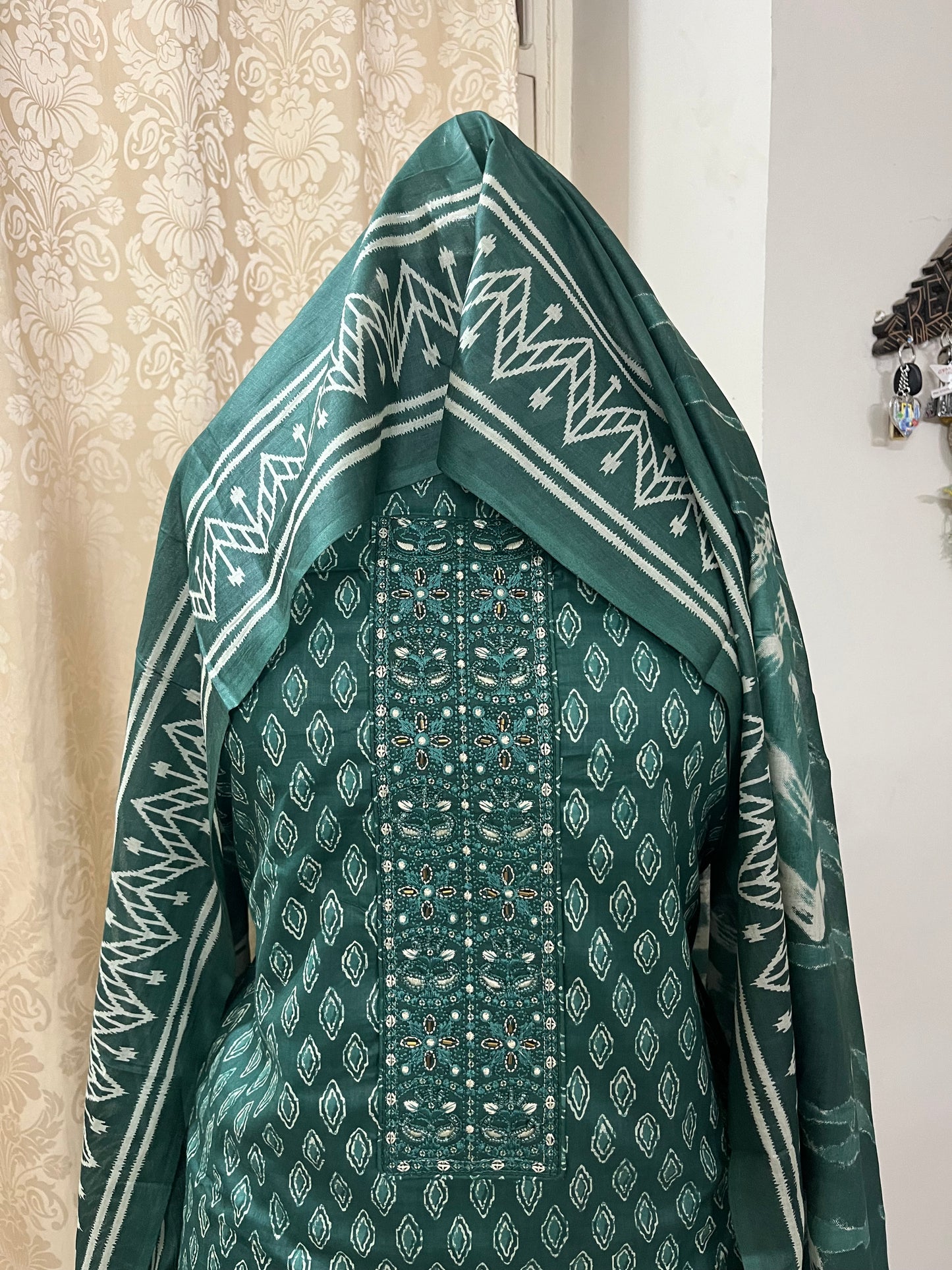 Zevar Pure 100% Cotton Suit Set with Hand Embroidered Neck Patch -Bottle Green