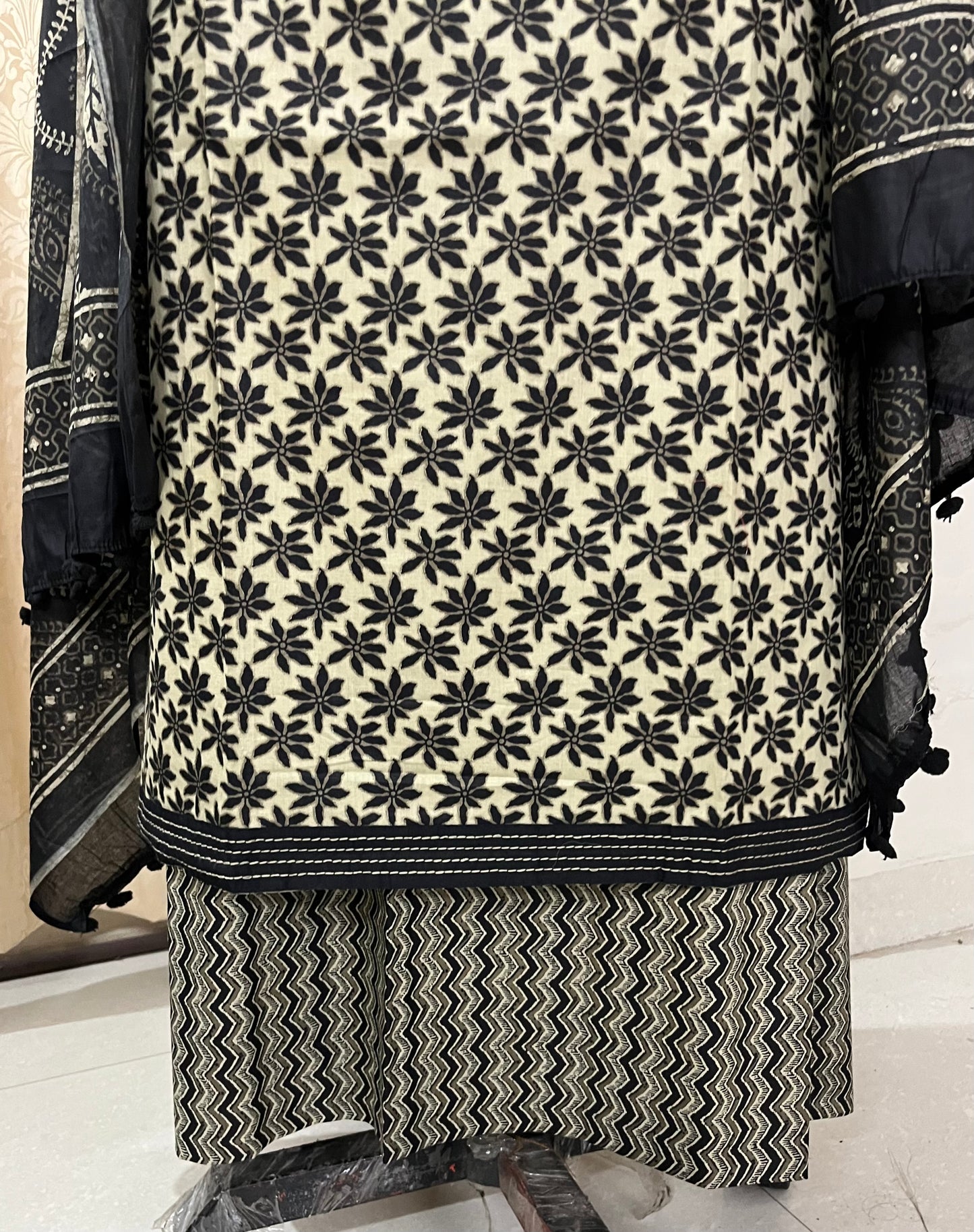 Nagma Pure Cotton Suit Set with Hand Embroidered Neck Patch - Black