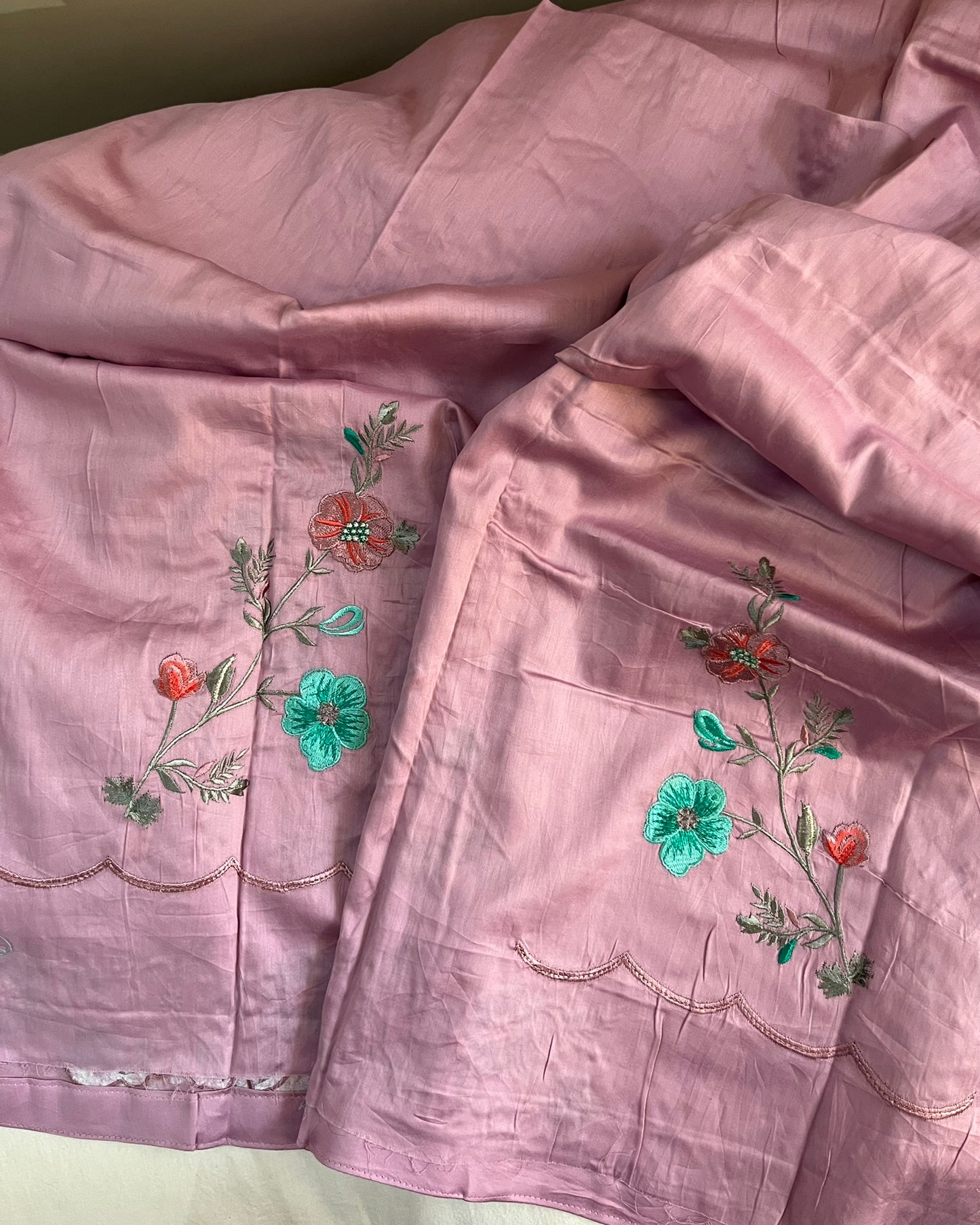 Lavender Jaam Cotton Suit with Embroidery & Scalloped-Edge Dupatta