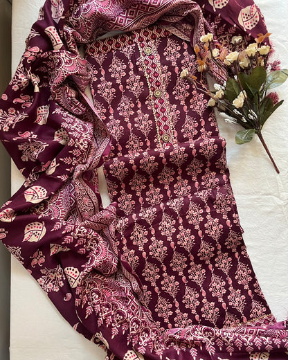 Purple Light Wool Blend Suit with Neck Patti & Stole