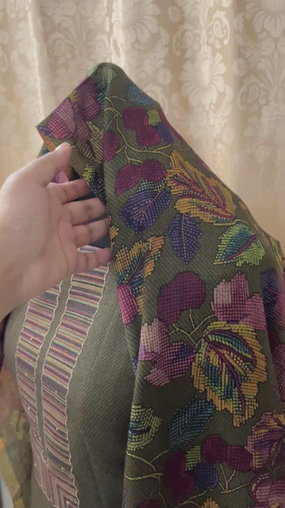 Gulnari Woolen Aari & Swarovski Work Suit with Printed Stole - Green